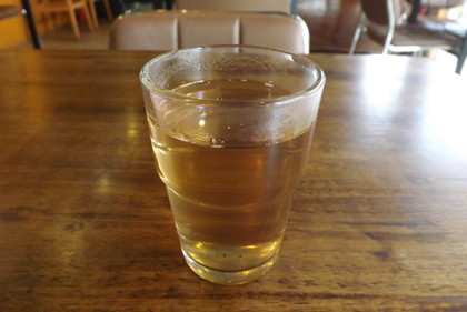 サービスのお茶